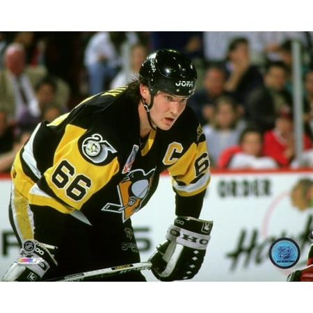 - Mario Lemieux 1992 Stanley Cup Finals Action Photo Print