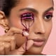 thumbnail image 5 of Rizador de pestañas Real Techniques Miracle Pink sin pellizcos, 5 of 9