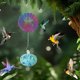thumbnail image 5 of Alimentador de Colibrí Pintado con Forma de Campana de Viento, Colgante para Exteriores, Refractor de Luz Solar, 5 of 6