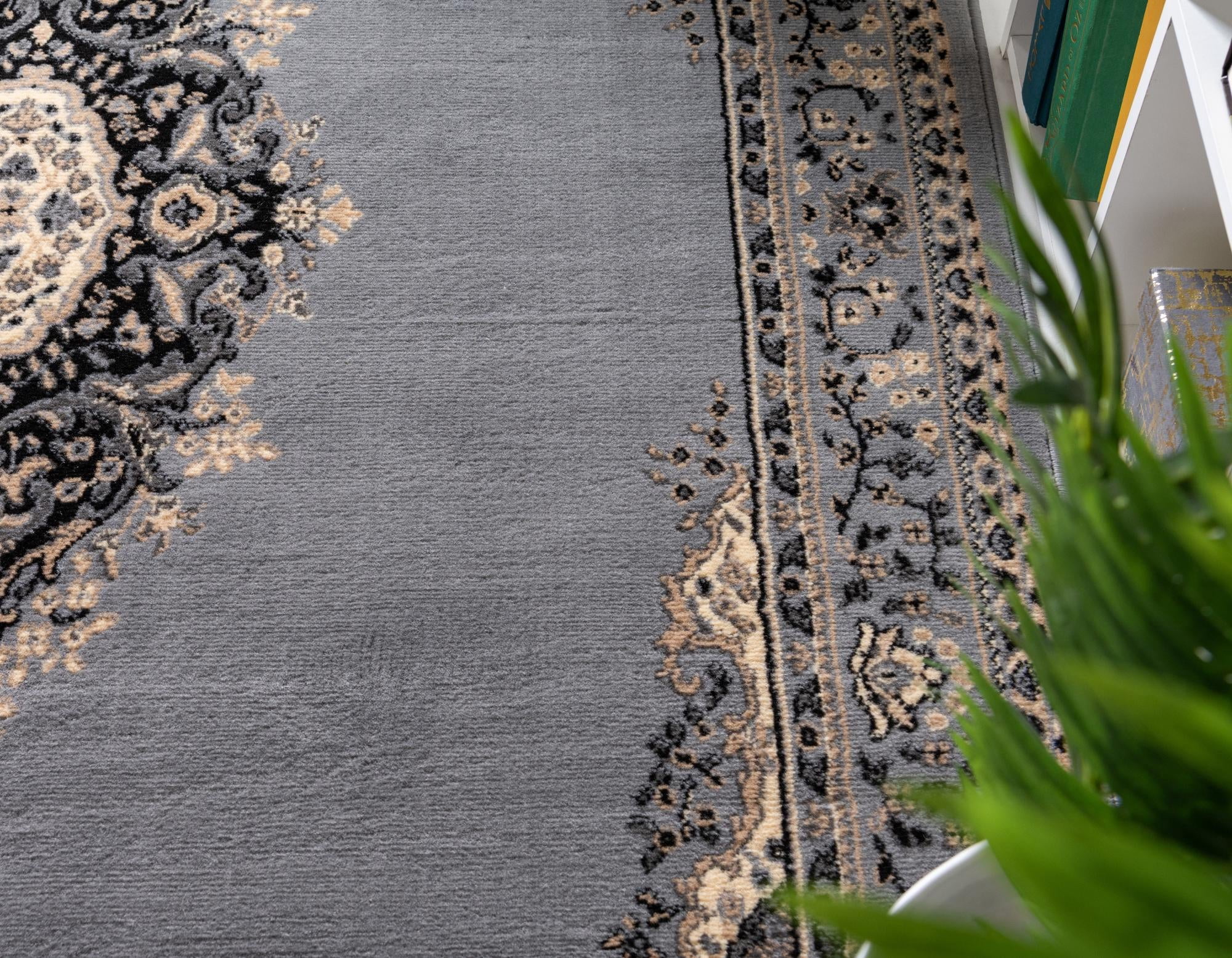Rugs.com Amaya Collection Rug – 8 Ft Runner Gray Medium Rug Perfect For Hallways, Entryways