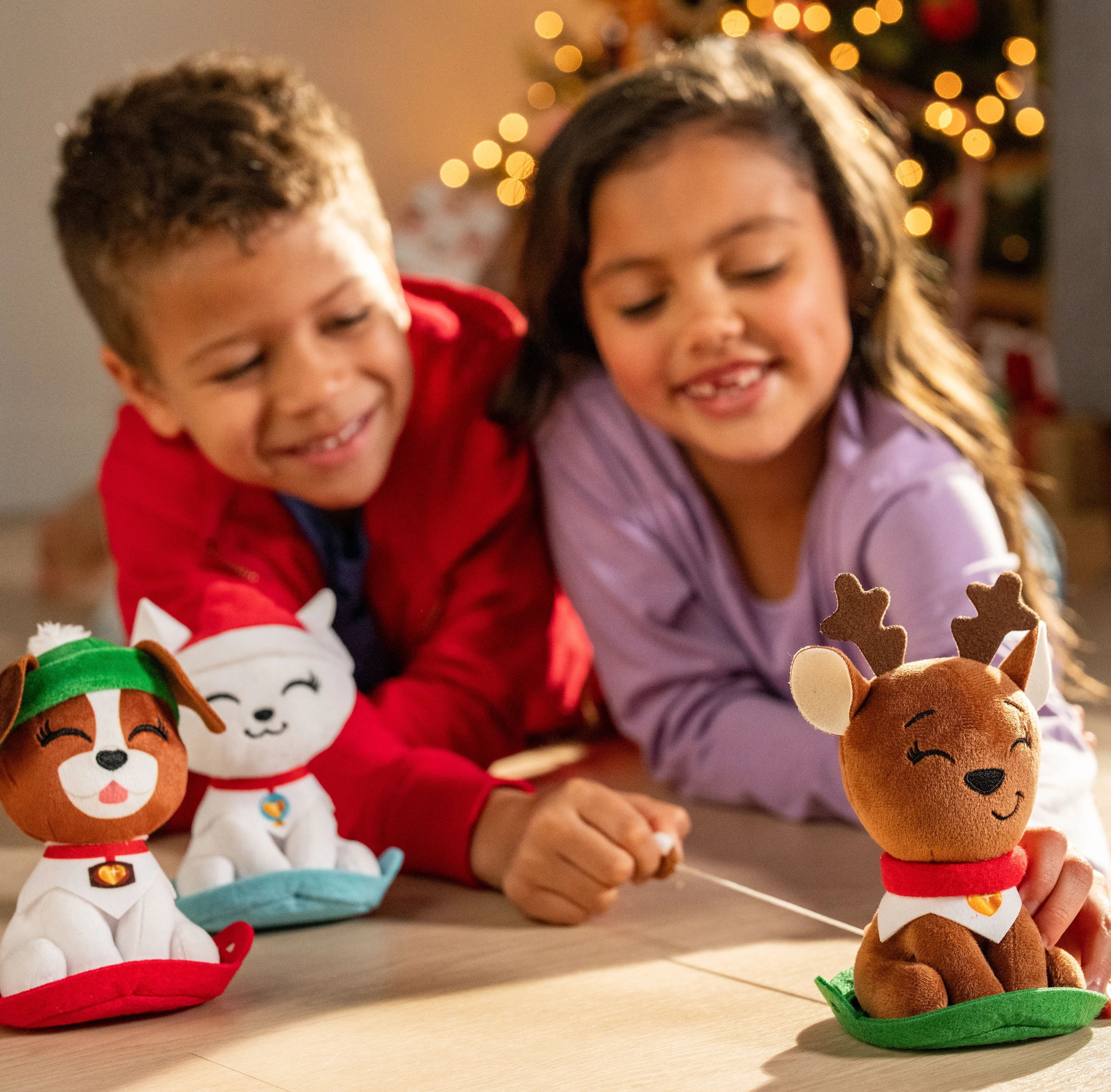 The Elf on the Shelf Elf Pets Arctic Fox Sled Smashers Pull-Back Toy