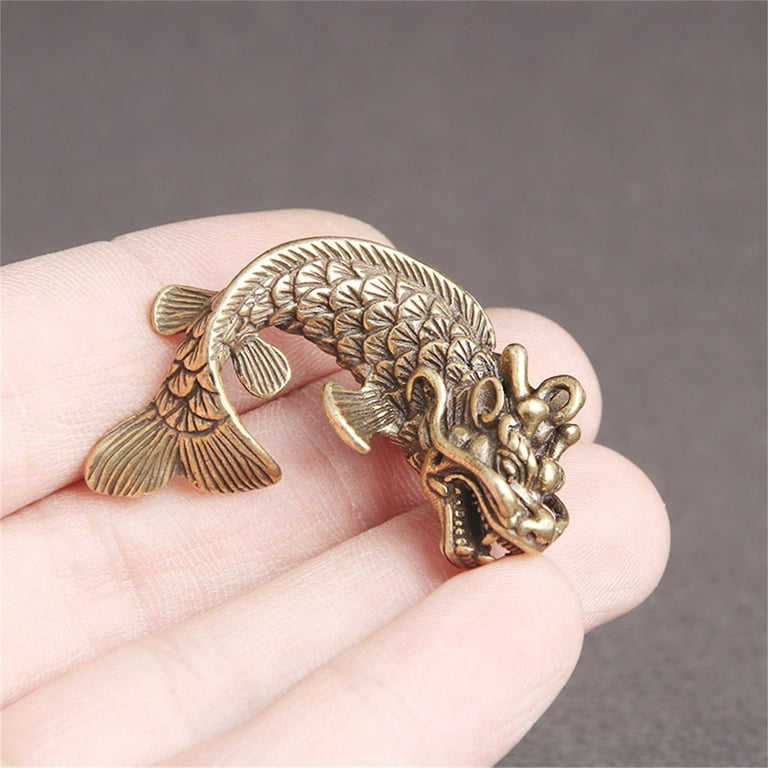 3D Engraved Home Frogued Ornament Copper Fish Vividly Key Sophisticated for Artistic Charm Texture Dragon