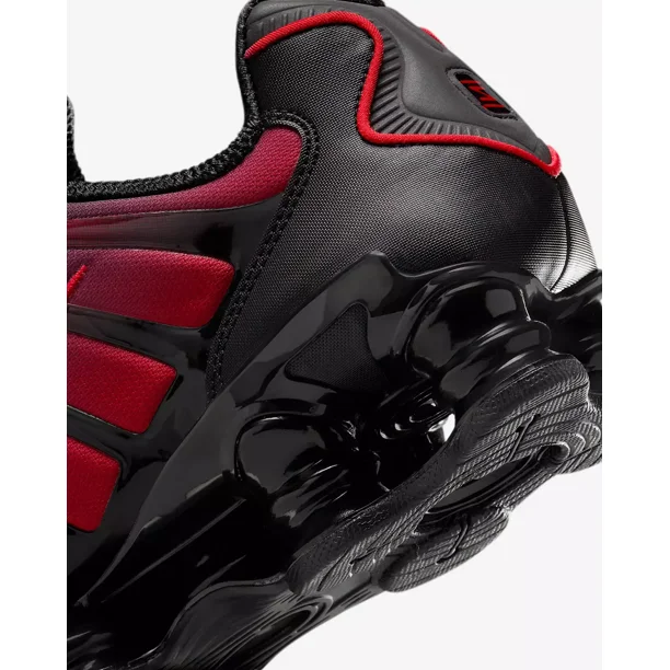 Nike Shox TL Men's Shoes in Black/University Red Trainers - Walmart.ca