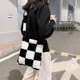 thumbnail image 1 of Bolso Bolso de hombro con estampado de cuadrícula de moda Otoño Invierno Felpa Hit Color Shopping Bags, 1 of 6