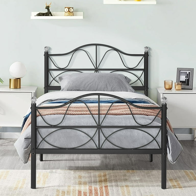 Black Metal Platform Bed Frame, Can You Put Two Mattress On A Platform Bed Frame