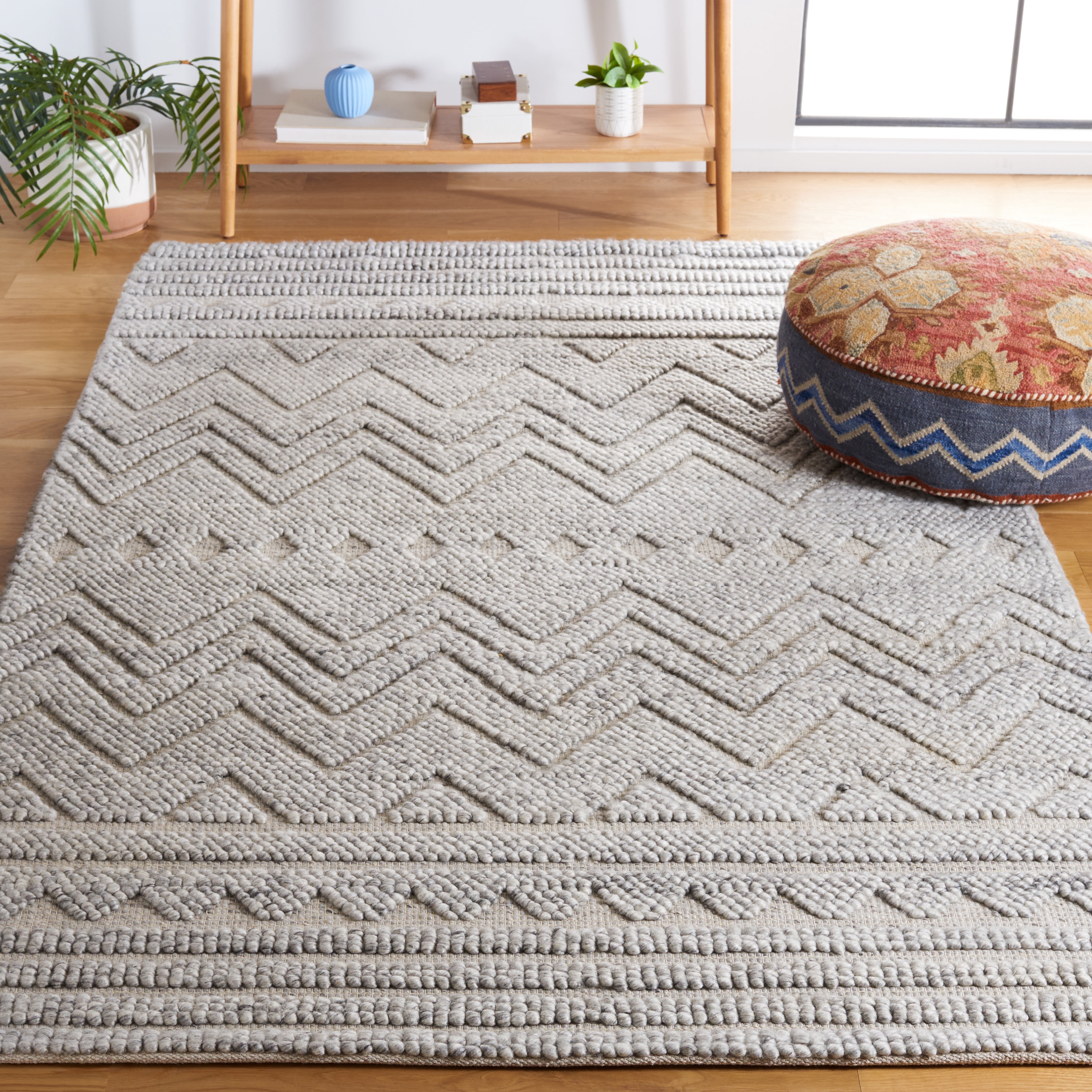 SAFAVIEH Natura Braylon Striped Area Rug, Grey, 4' x 6'