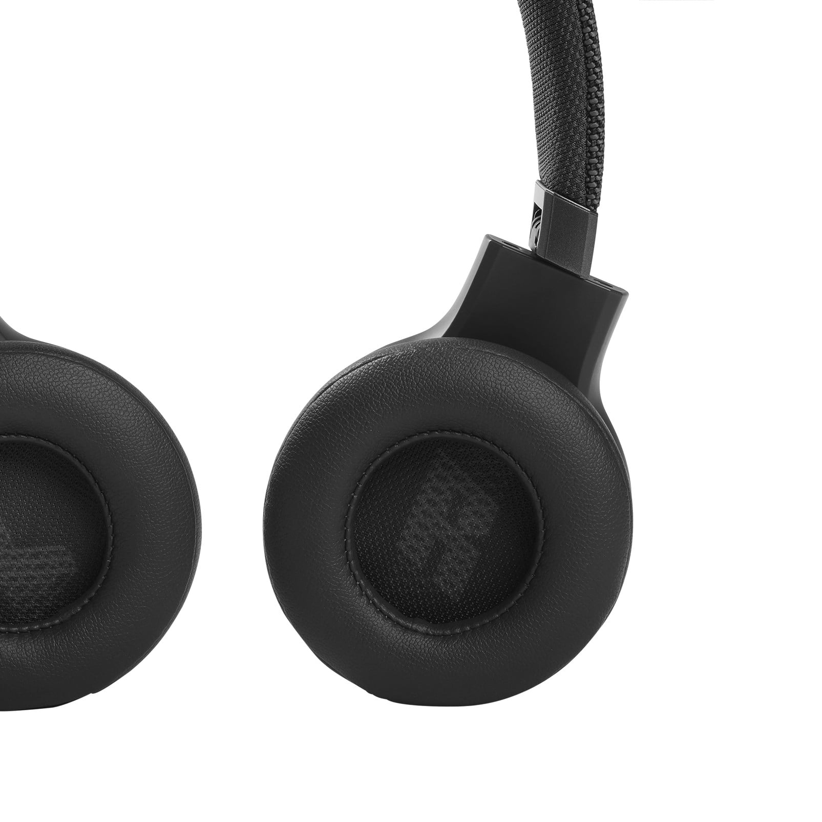 Free Shipping! JBL Live 460NC - Wireless on-ear Noise Free Shipping! JBL Live 460NC - Wireless on-ear Noise