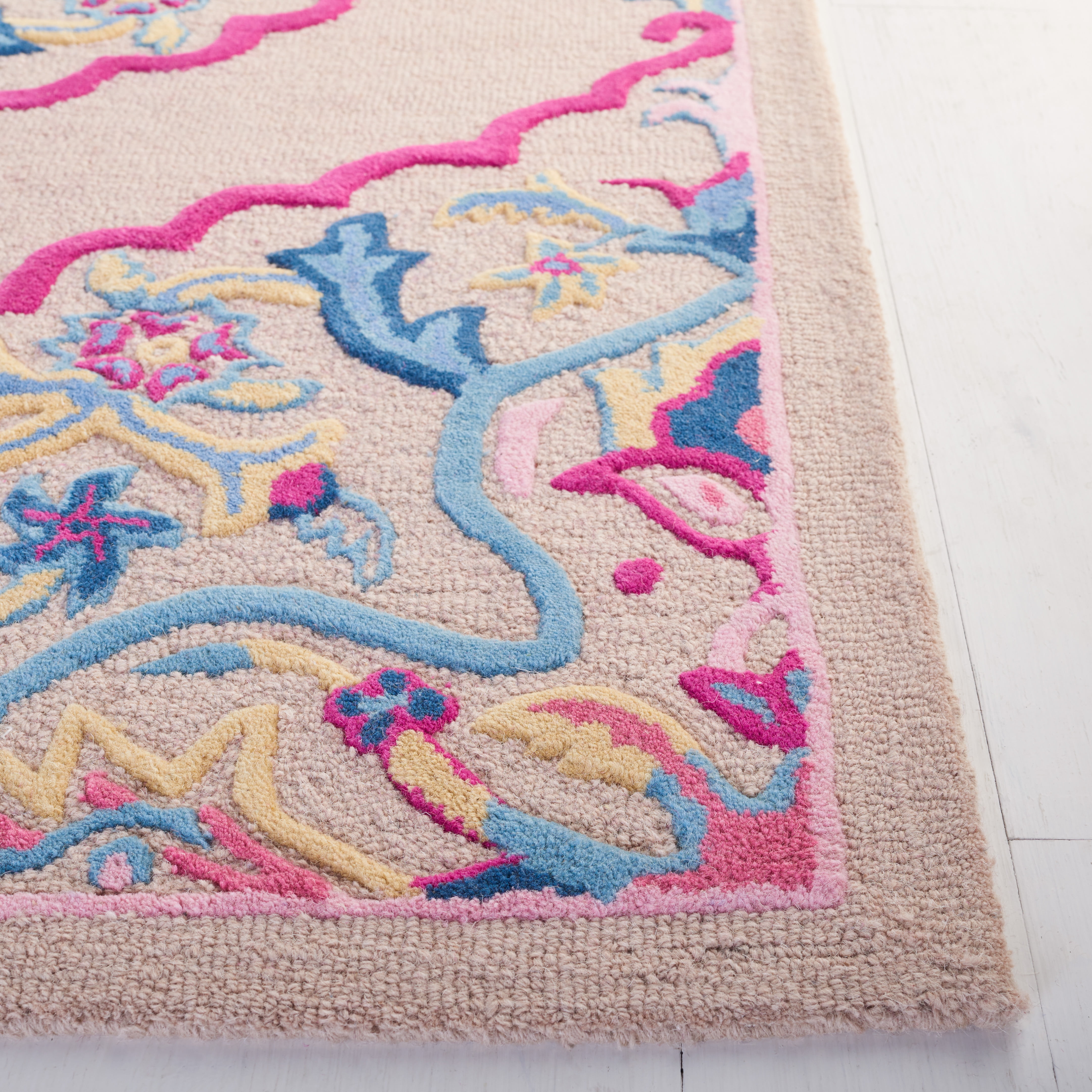 SAFAVIEH Bellagio Rio Floral Wool Runner Rug, Light Pink/Multi, 2'3" x 11'
