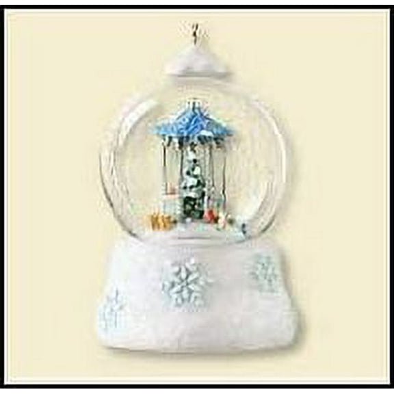 Hallmark Ornament 2007 Winter Wonderland #6 - A Gathering of Friends