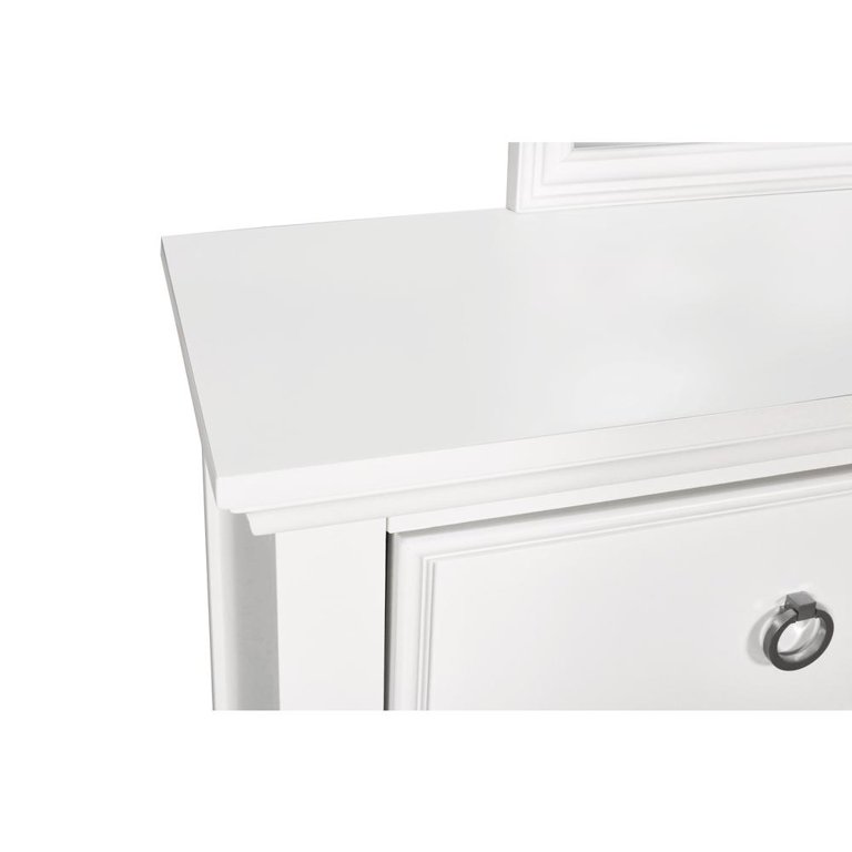 New Classic Furniture Modern Tamarack 8-Drawer Wood Dresser in White -  Walmart.com
