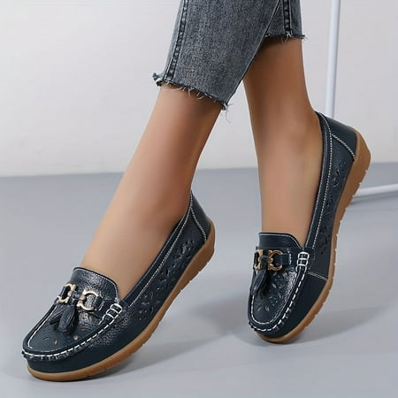 XIAOGZAHUOP Lightweight Embroidery Loafers with Hollow Out Design and Metal Tassel Vamp Soft Platform Walking Shoes for Women Stylish Footwear perfect for Koningsdag/Kings Day celebrat