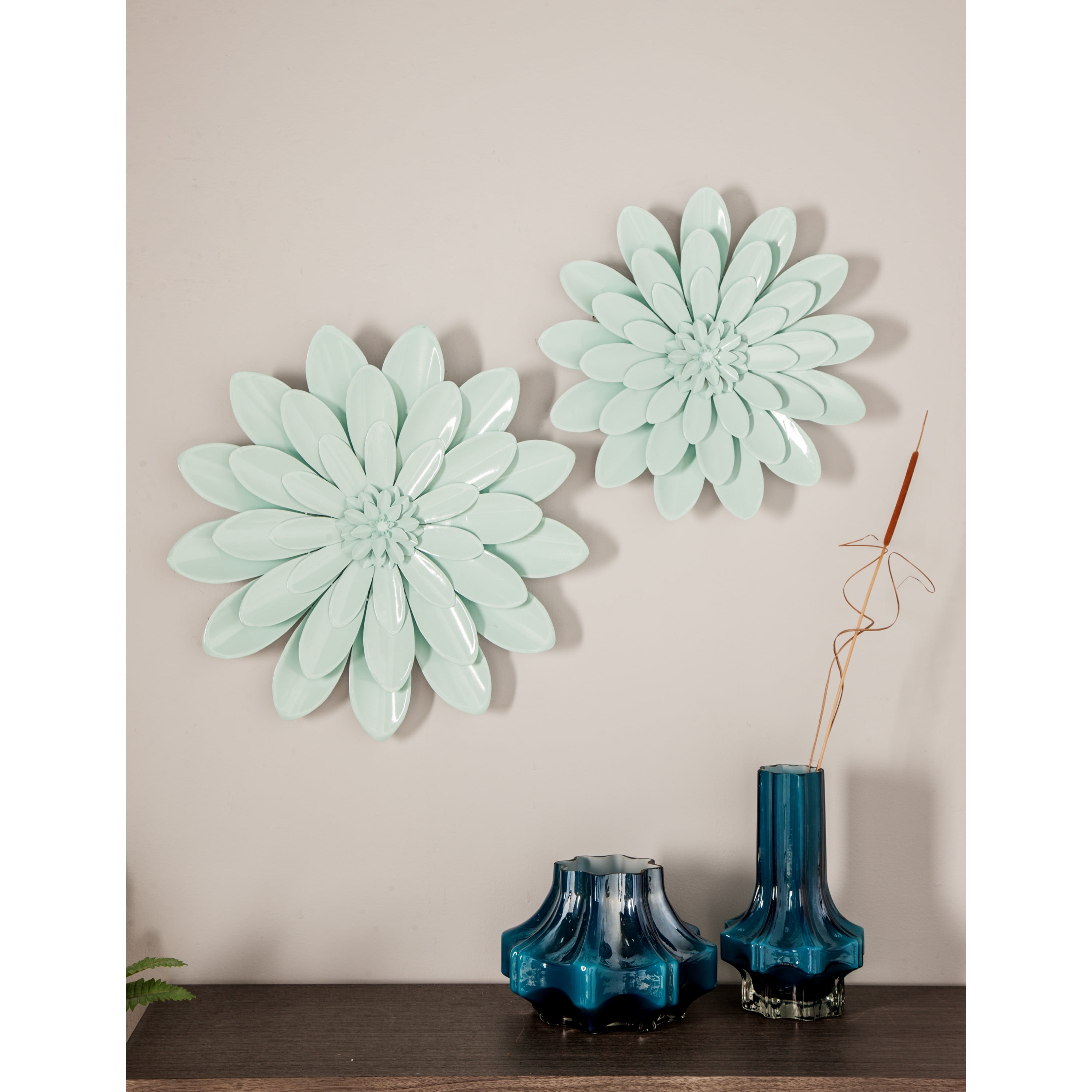 DecMode Green Metal Floral Wall Decor (3 Count)