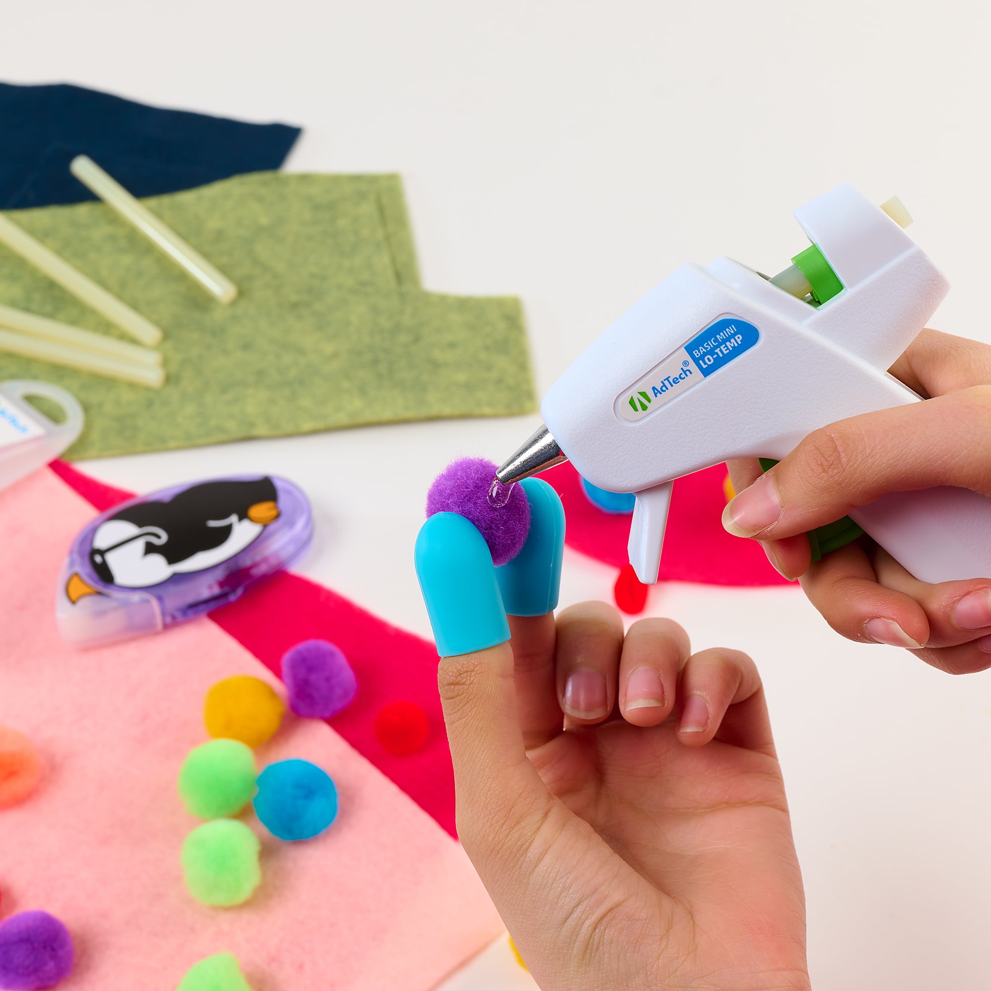  AdTech Ultra Low-Temp Cool Tool, Mini Hot Glue Gun for Safe  Crafting, Children and Kids