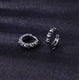 thumbnail image 3 of Pendientes de calavera gótica para hombre, aretes Huggie de acero médico para hombre, joyería perforada en espiral negra Punk JM, 3 of 3