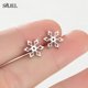 thumbnail image 1 of SMJEL lindo Animal ciervo Stud pendientes pequeño hombre de jengibre pendientes de copo de nieve para niñas joyería de Navidad de acero inoxidable Brincos, 1 of 2