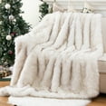thumbnail image 3 of White Faux Fur Blanket for Bed,Couch,Large Thick Fur Throw Blanket,Fluffy Fox Fur Throws,60"x80", 3 of 9