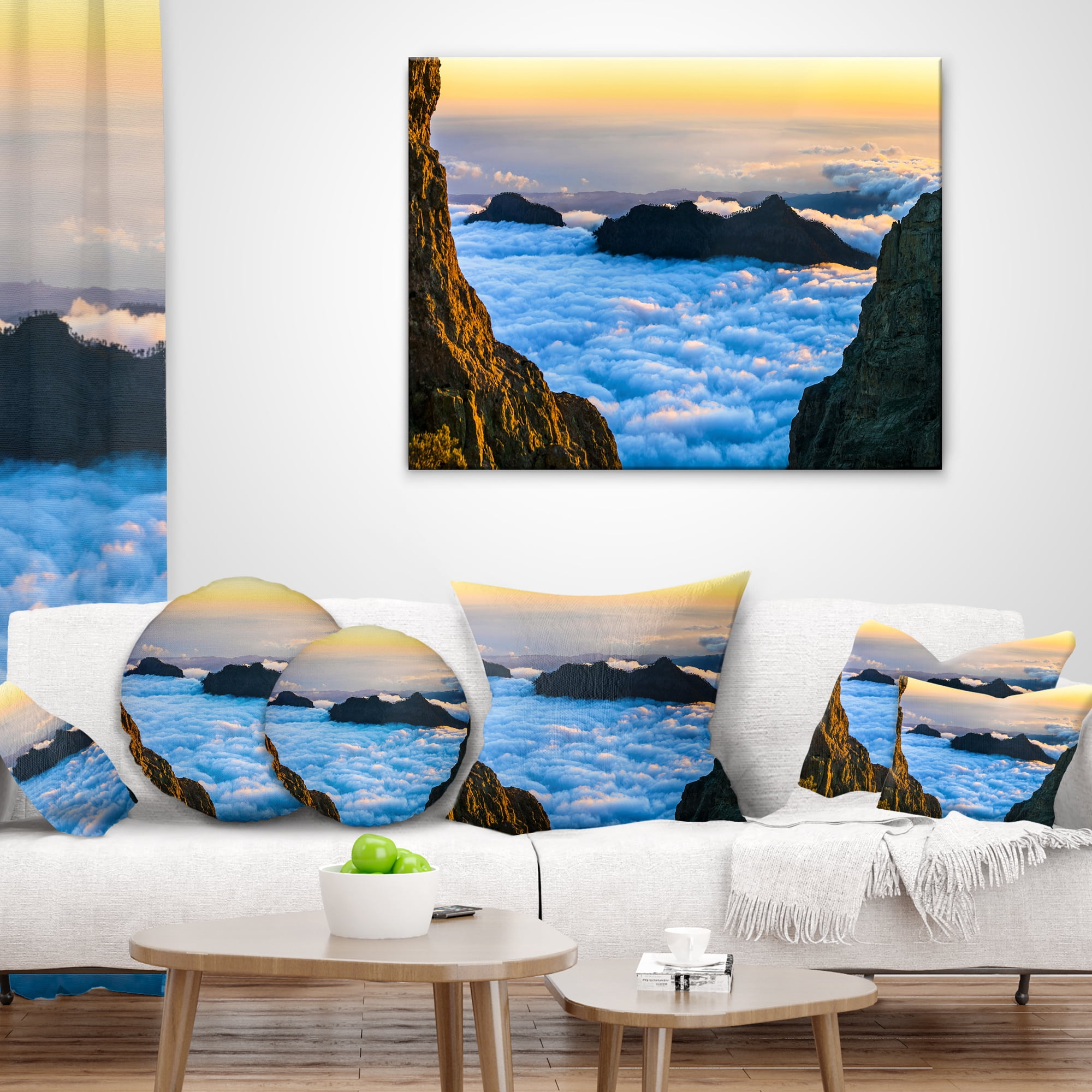 Designart Gran Canaria Sunset over Clouds - Seashore Throw Pillow - 18x18