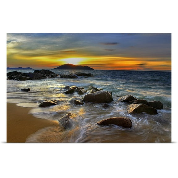 Great BIG Canvas Dany Fachry Poster Print entitled Sapuan Ombak