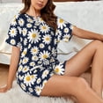 thumbnail image 4 of "Wukai Daisy Floral Women's Pajama Set - Short-Sleeve Top and Shorts with Elastic Waistband and Pockets for Loungewear, Yoga, and Casual Wear-XX-Large, 4 of 8