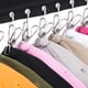 thumbnail image 2 of Dnzceghtig Perchero para gorras de béisbol, organizador de sombreros colgantes, soporte para colgar sombreros con clip para armario, ideas de almacenamiento de sombreros de invierno, organizador de, 2 of 5