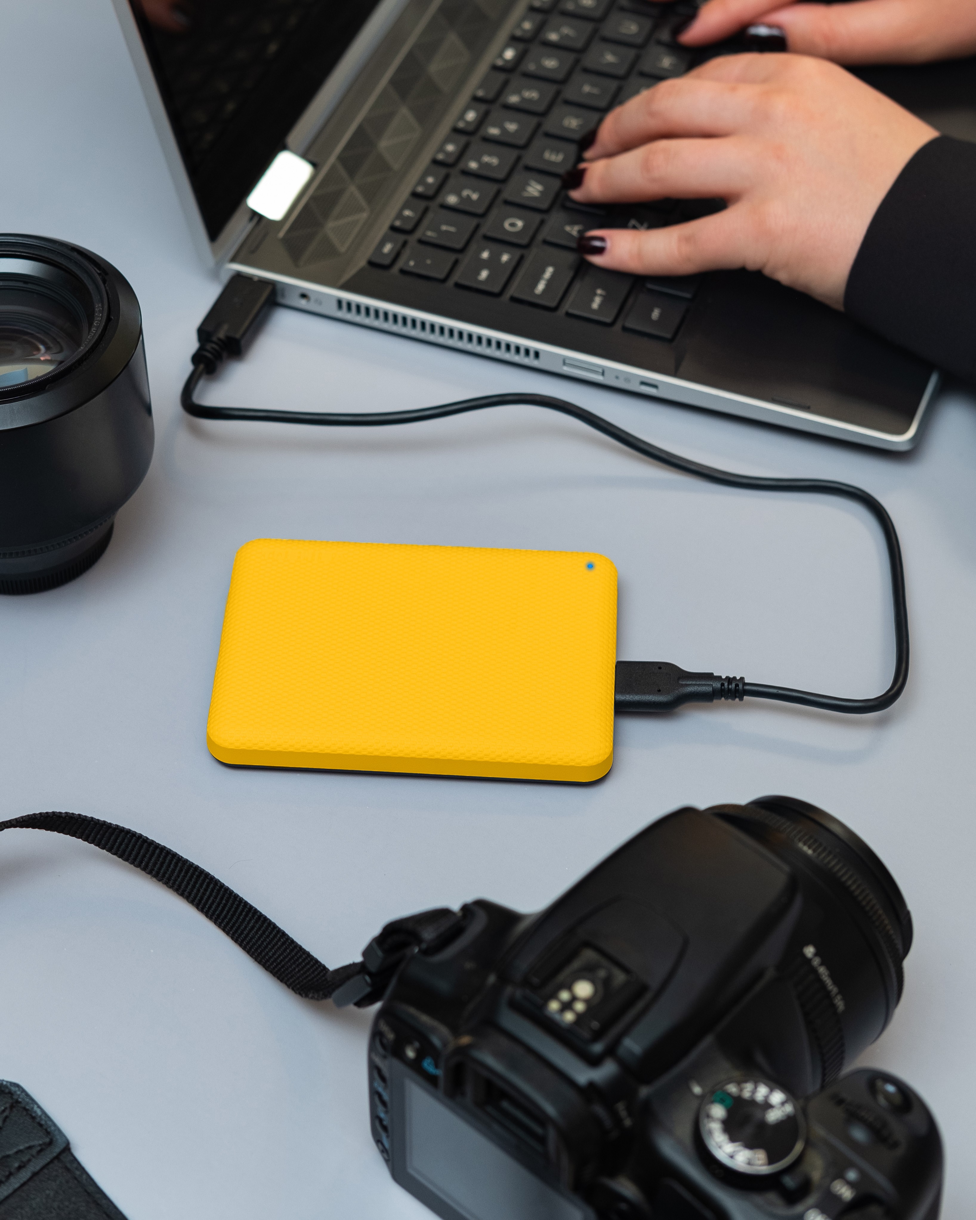 Toshiba Canvio Advance Plus 2TB Portable External Hard Drive photo 4