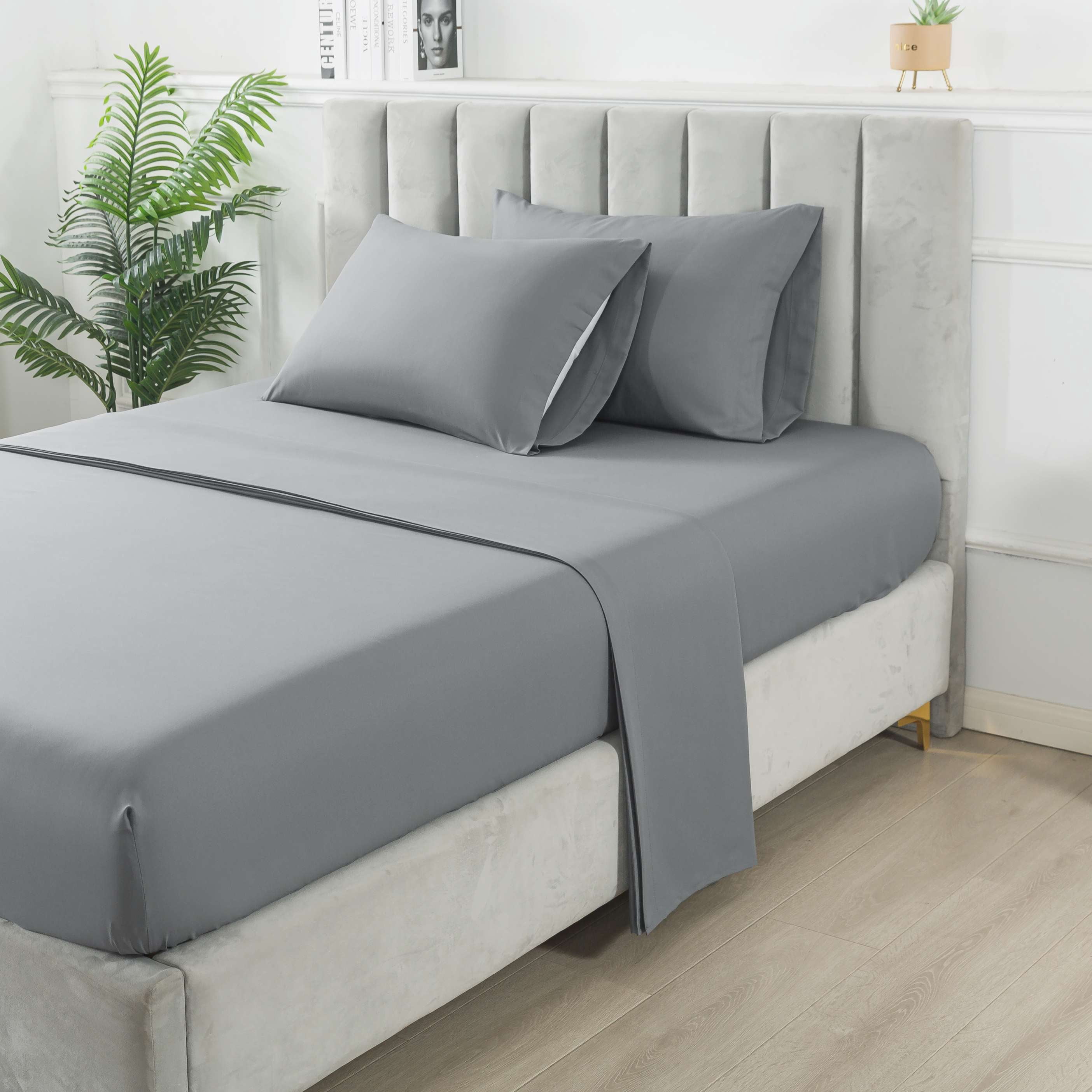 Mainstays 7-Piece Reversible Black Bed in a Bag Comforter Set with Sheets, Queen, Adult, Unisex