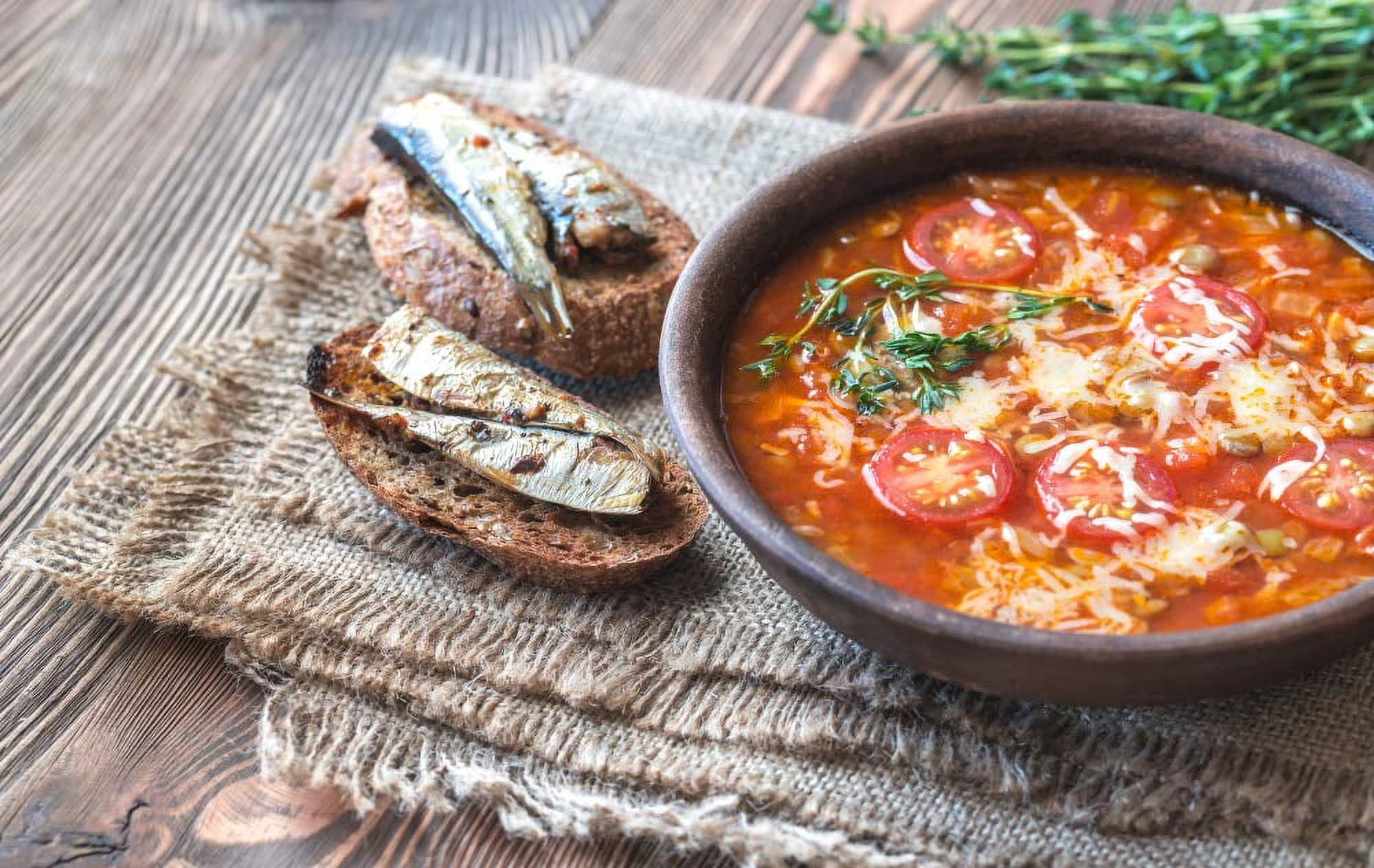Canned Sardines Tomato Sauce - Canned Mediterranean Sardines without Heads from El Manar - 12-Pack of 125g Cans (Tomato Sauce)