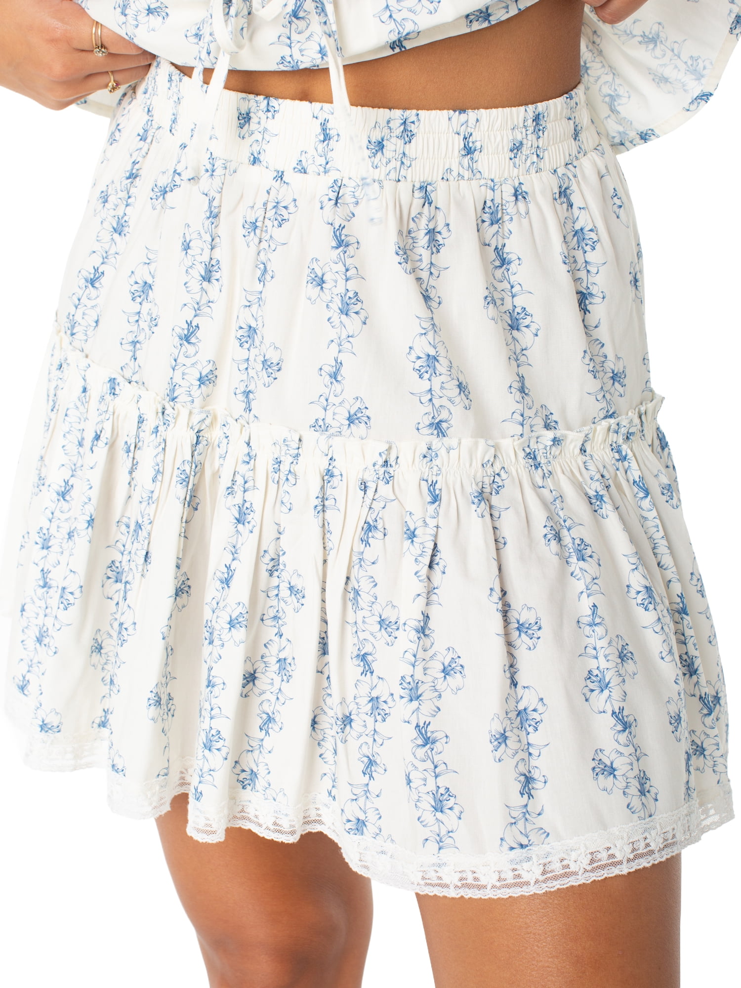 Celebrity Pink Women's Lace Trim Mini Skirt, Sizes XS-XXXL
