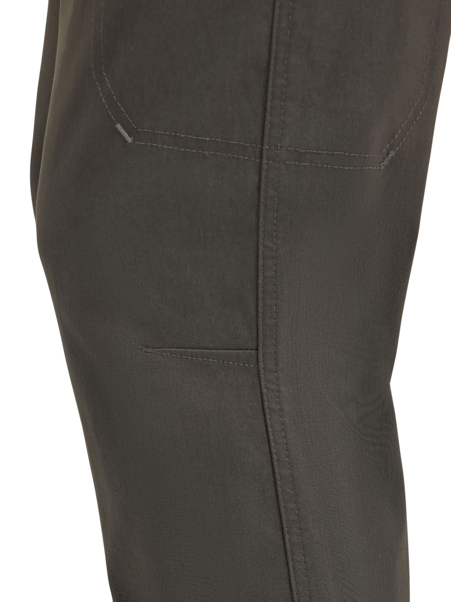 Wrangler ® Men’s Outdoor All Terrain Cargo Pant with UPF 50+ Protection
