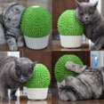 thumbnail image 3 of Comedero de catnip miwoowim con forma de cara de gato, cepillo de aseo, 3 of 6