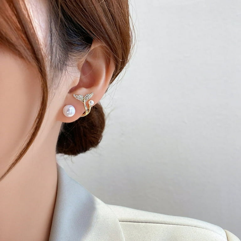 Small pearl 2024 stud earrings