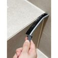thumbnail image 4 of Cepillo de limpieza, cepillo de limpieza de cerdas rígidas en ángulo, cepillo de limpieza de lechada para duchas, bañeras (negro, 1 pieza), 4 of 5