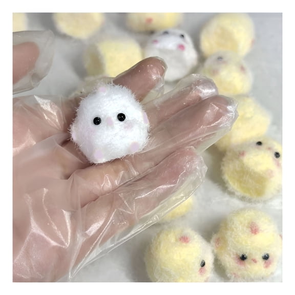 BESTSKY Adorable Fluffy Plush Chick Toy,Soft Kawaii Stuffed Animal,Cute Mini Plushie for Kids,Desk Decor,Gift for Children and Friends