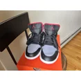 thumbnail image 2 of Ni - ke Ni - ke Air Jordan 1 Mid Men's Size 9.5, 2 of 5