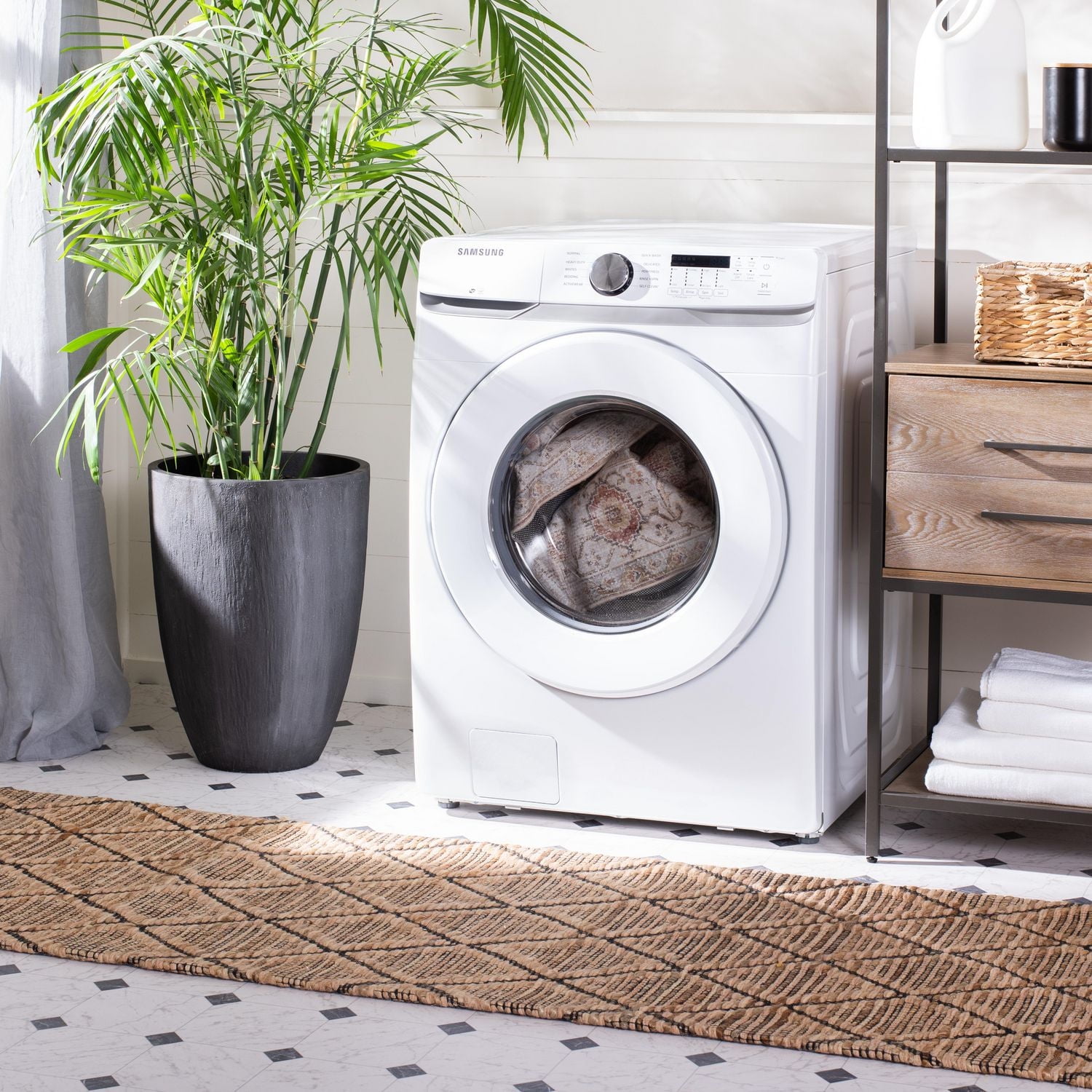 SAFAVIEH Tucson Nazca Traditional Machine Washable Area Rug