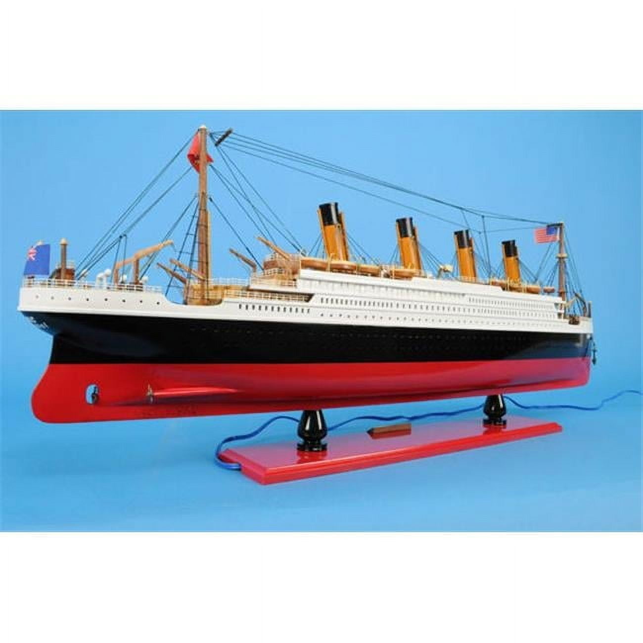 Titanic With Lights