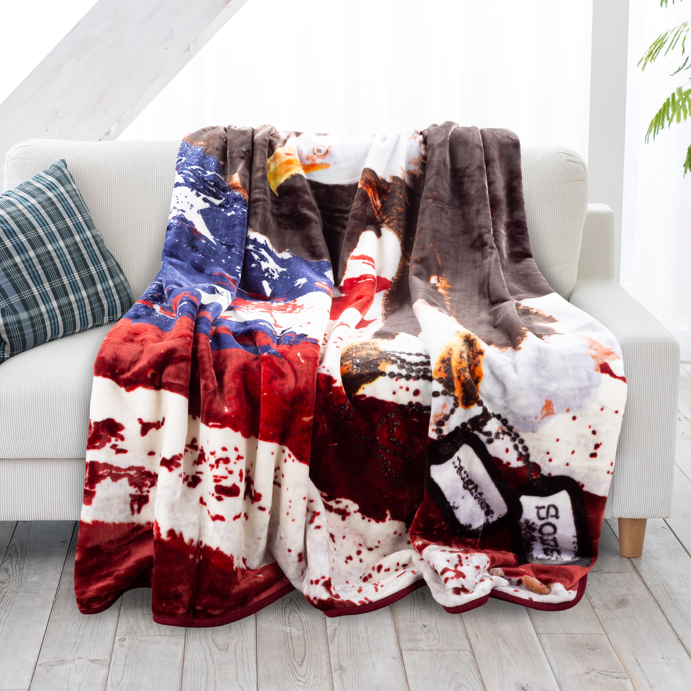 Somerset Home 8-Lb Oversized Throw Blanket for Kids and Adults (Bald Eagle/Multicolor)