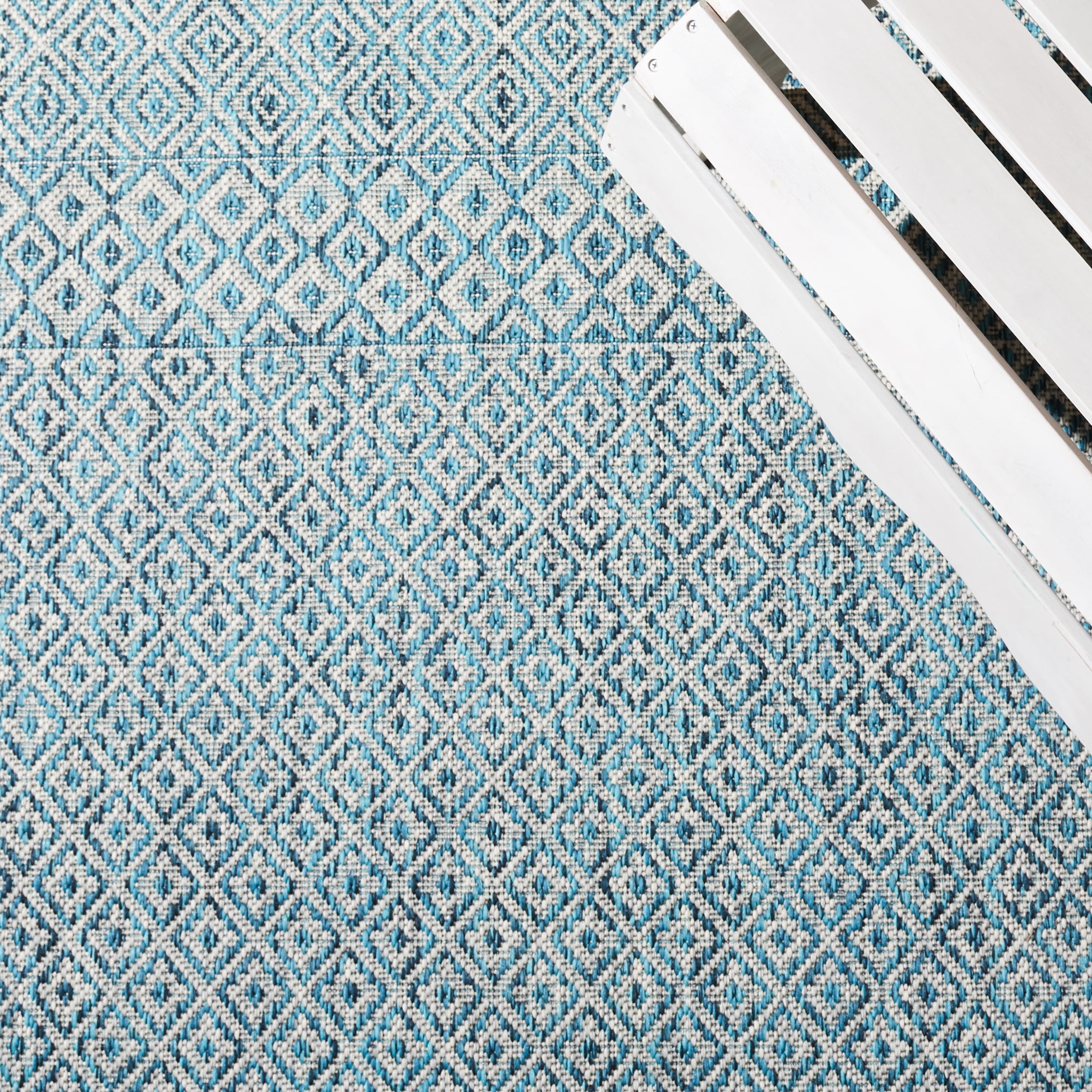 SAFAVIEH Courtyard Evander Geometric Indoor/Outdoor Area Rug, Gray/Aqua, 2' x 3'7"