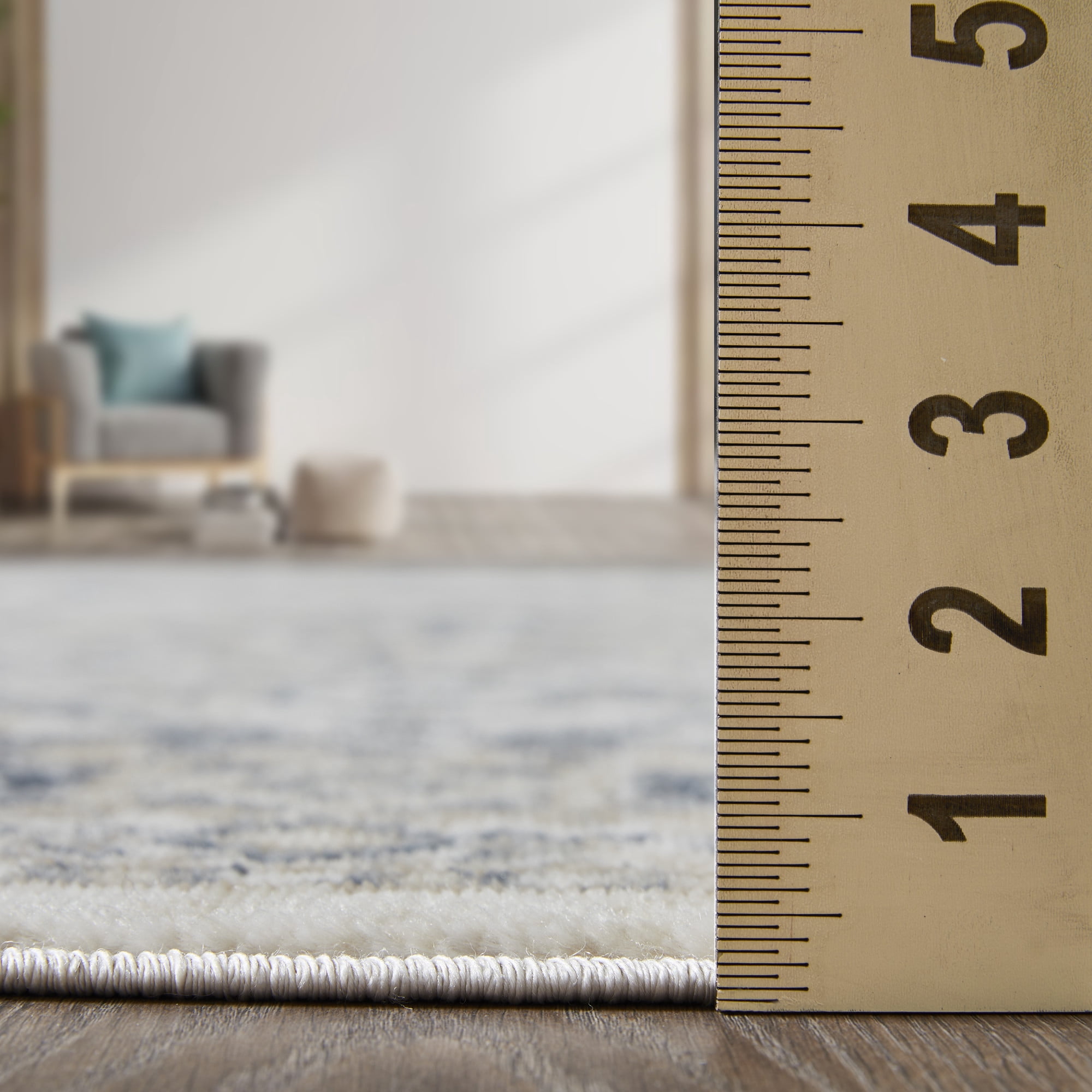 Loomaknoti Kehleigh Avnorie 5' x 7' Blue Oriental Indoor Area Rug