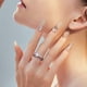 thumbnail image 4 of Anillo de aniversario MOOSEA de 5 piedras con moissanita, oro de 14 quilates, 1,2 quilates, 4 of 7