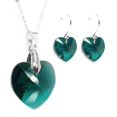 thumbnail image 1 of Juego de aretes y cadena con dije en forma de Corazón, plata mexicana ley .925, Esmeralda, 1 of 4