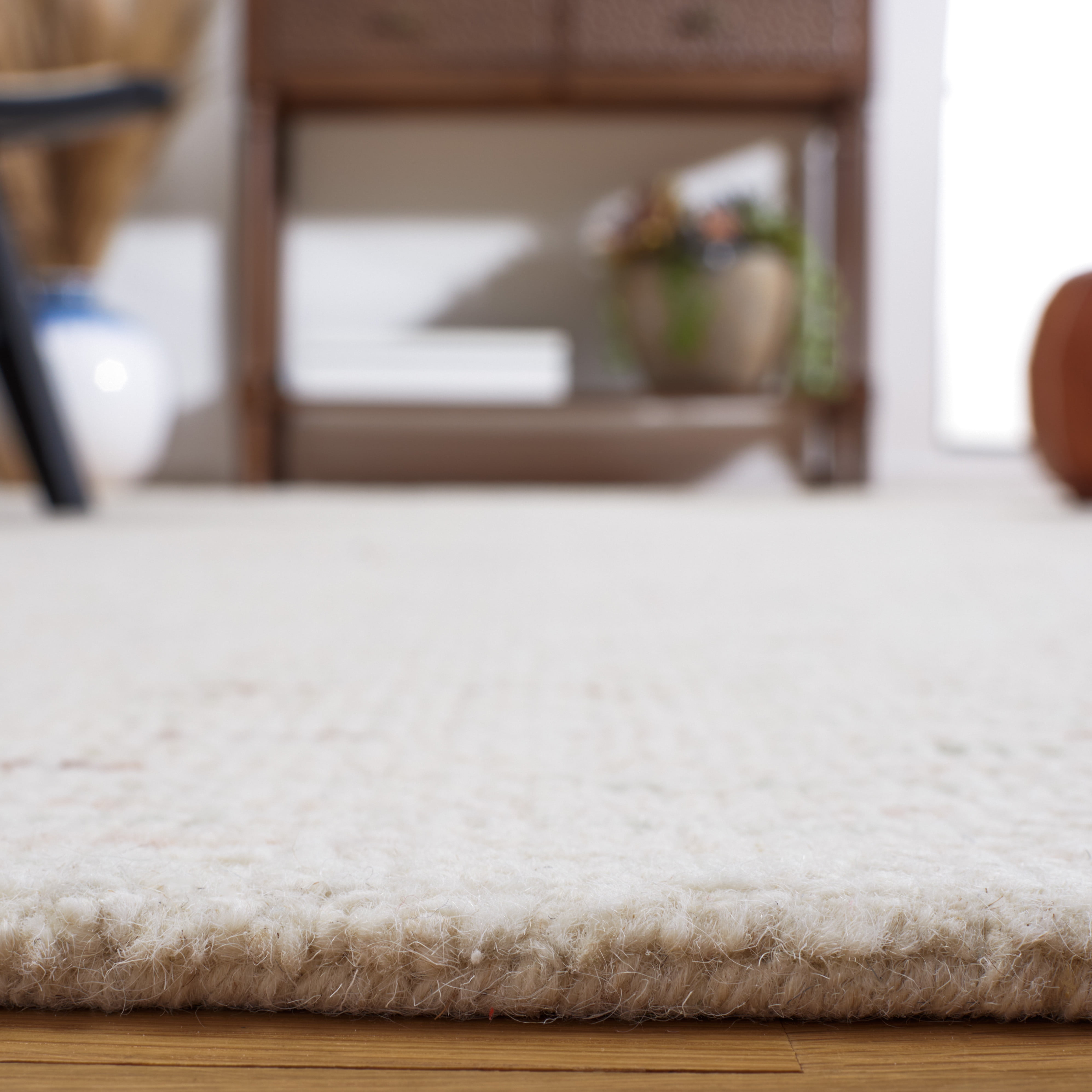 Safavieh Abstract Delia Distressed Wool Runner Rug, Ivory/Brown, 2'3" x 8'