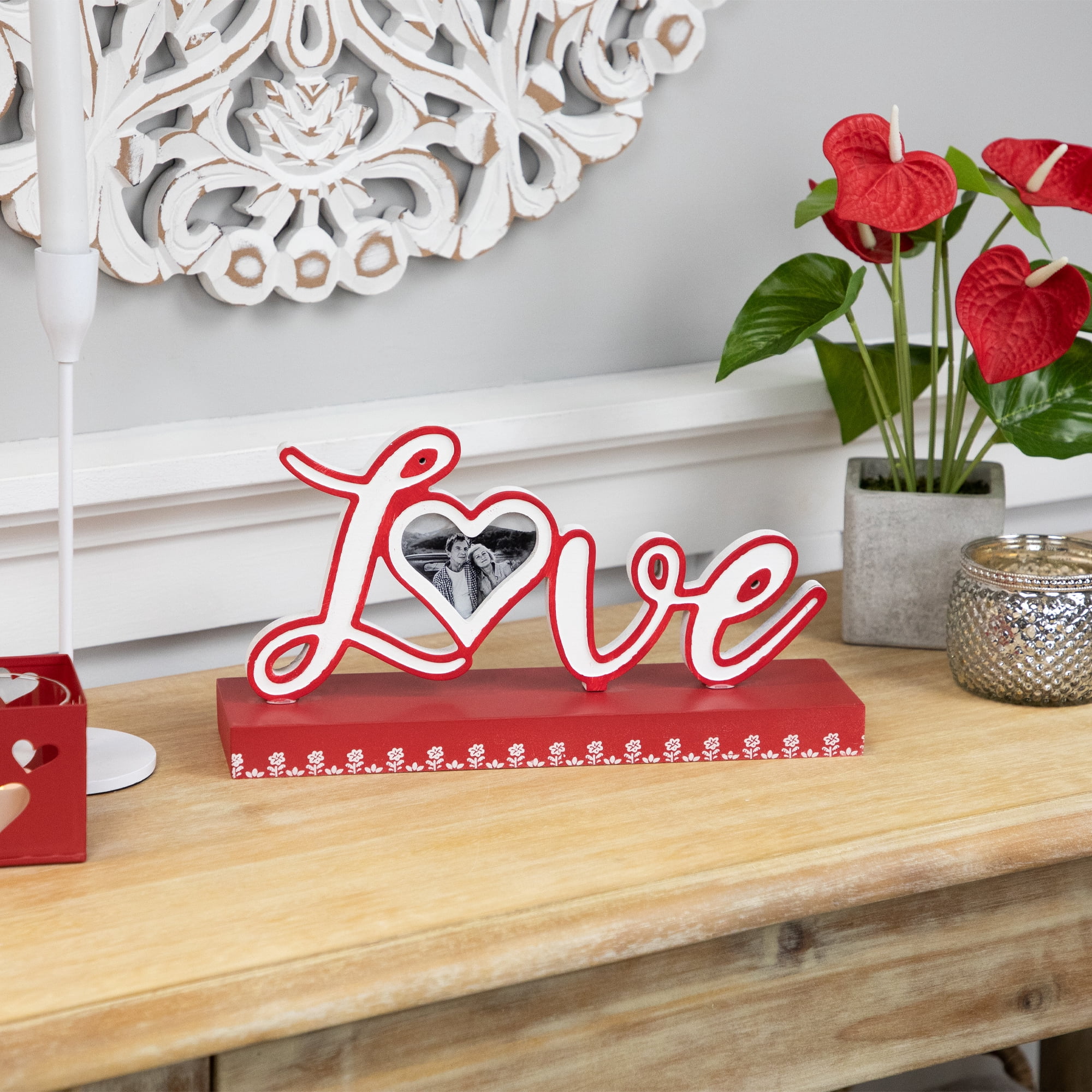 Northlight Heart and Floral "Love" Valentine's Day Photo Frame - 12"