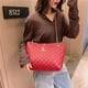 thumbnail image 5 of Bolso de mano de piel sintética a la moda para mujer, bolso grande con asa superior, bolso de hombro (rojo) Tmvgtek Oficina Multiescena Multifunción, 5 of 7