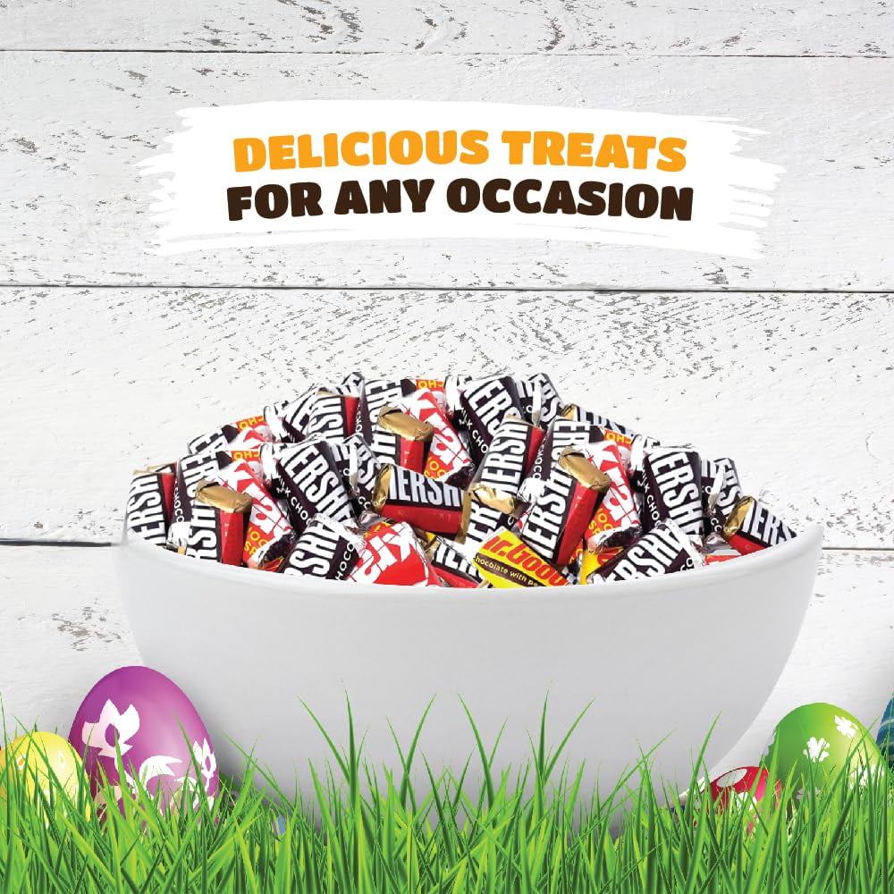 HERSHEY'S Miniatures Chocolate Candy Bars Assortment - Bulk Pack, 2 Pounds