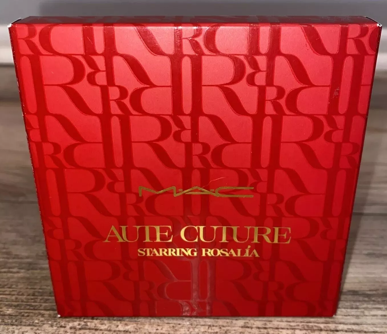 MAC AUTE CUTURE STARRING ROSALIA EXTRA DIMENSION SKINFINISH X 4: R PICKS
