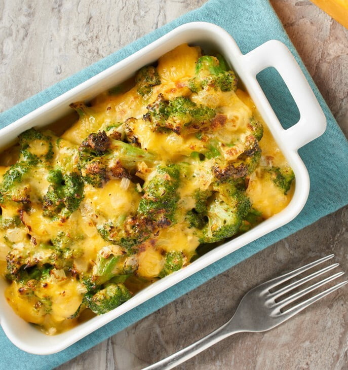 Green Giant Simply Steam Broccoli & Cheese Sauce, 10 oz Bag (Frozen Vegetables)