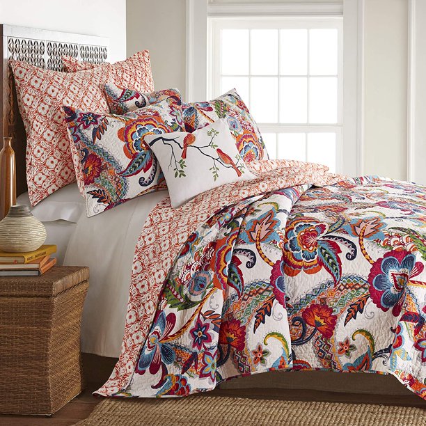 Levtex Home Cleo Quilt Set King Quilt + Two King Pillow Shams
