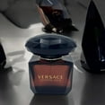 thumbnail image 3 of Perfume Versace Crystal Noir Eau de Parfum, 90 ml, 4 piezas, set de regalo para mujer, 3 of 7