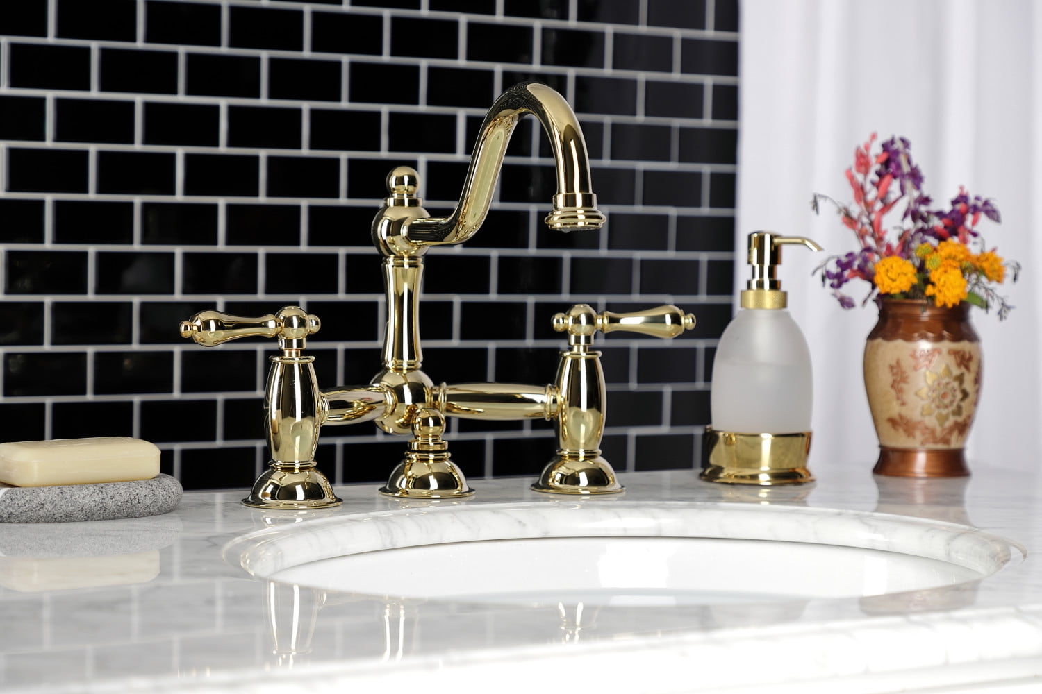 Kingston Brass Two Handle 8" Widespread Lavatory Faucet with Brass Pop-up